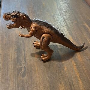 DINOSAUR ROARING 18 inch Dino kids toy